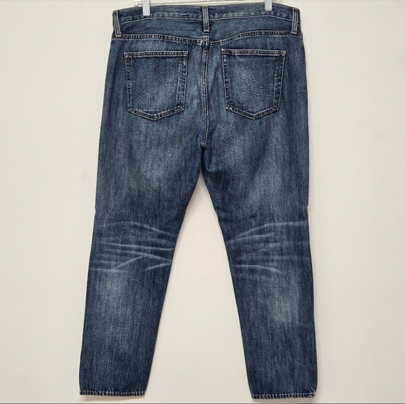 66 GAP 1969 DISTRESSED RELAXED BOYFRIEND JEANS WOMEN'S SIZE 31 - Picture 3 of 10